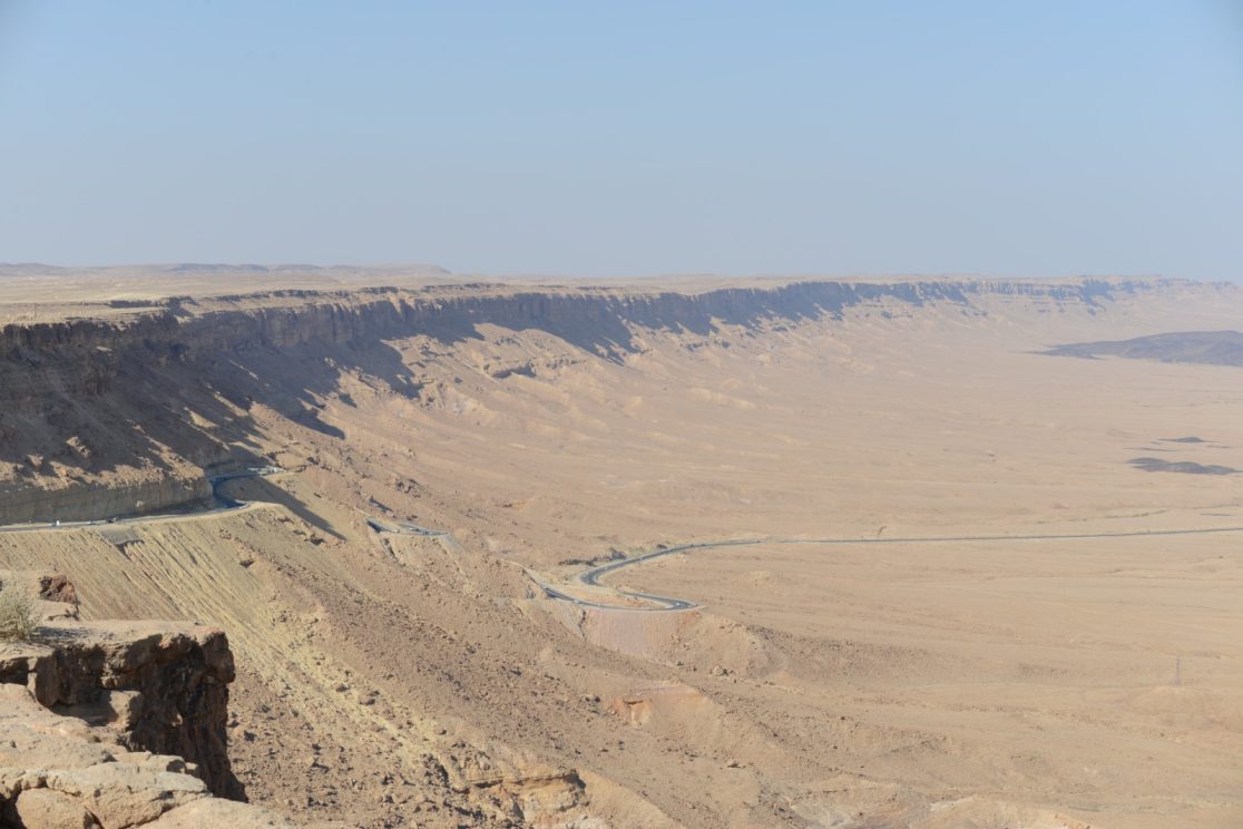 A look at road 40 south from Mitzpe Ramon