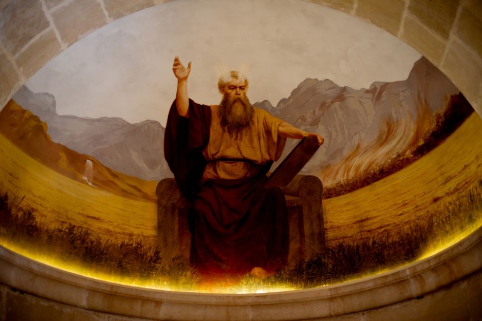 A fresco in the Chapel of Moses, painted by Italian artist Rodolfo Villani